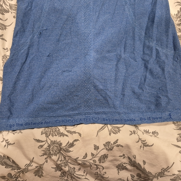 Lululemon Women’s Blue Performance Knit Top - Picture 11 of 12